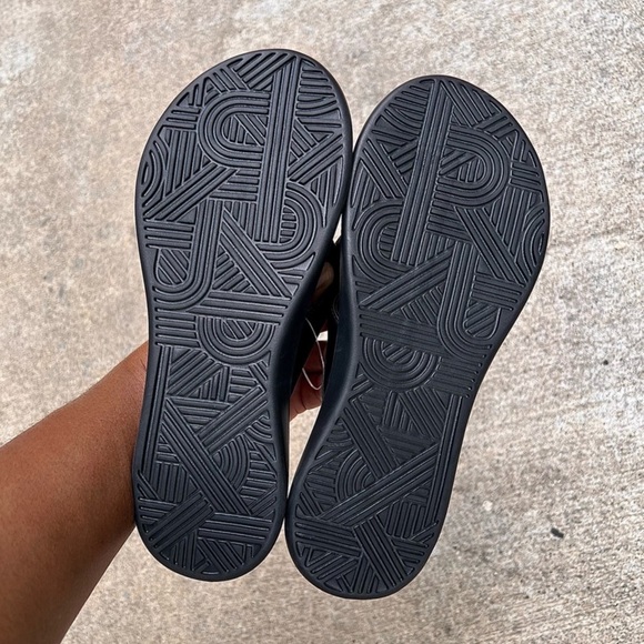 WMNS NIKE ULTRAS COMFORTS 3 THONGS THNG III BLACKS WHITES FOOTBEDS WOMENS - Picture 6 of 9